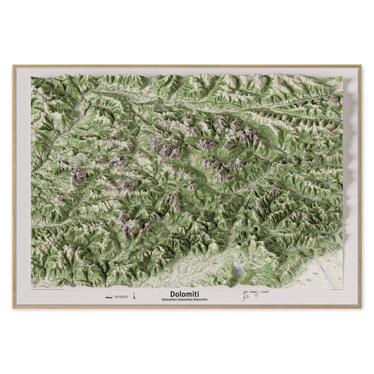 Mappa tridimensionale delle Dolomiti MountainCarto in Edizione Incorniciata Toscana con cornice in rovere naturale / MountainCarto Dolomites 3D map in Tuscany Framed Edition with natural oak frame